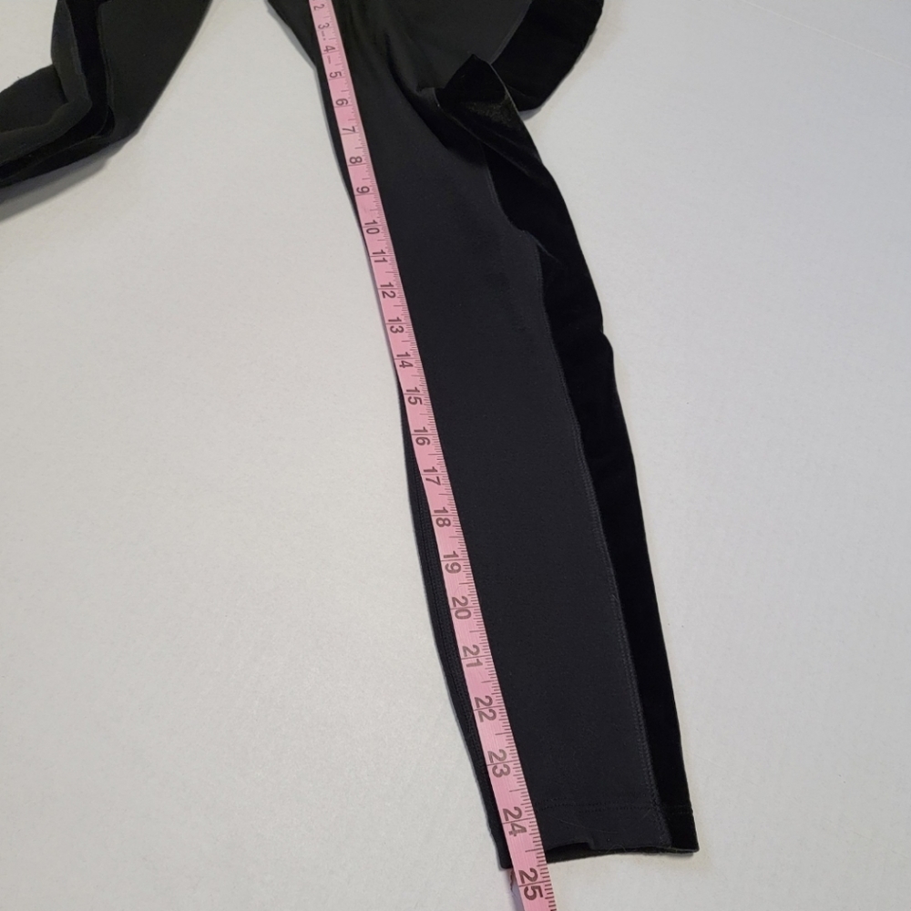 Victoria's Secret Pink Leggings "COZY" Black Velour Side Panels EUC Size XS - Picture 9 of 11